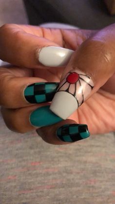 Tanjiro Nail Art, Demon Slayer Nails Tanjiro, Demon Slayer Acrylic Nails, Demon Slayer Nails Simple, Tanjiro Nails, Uñas Demon Slayer, Demon Slayer Nail Designs, Anime Nails Demon Slayer, Demon Slayer Nail Art