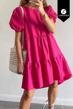 Looks Pinterest, Frock Fashion, Cute Dress Outfits, Business Contact, Trendy Fashion Tops, Personalized Clothes, Designs For Dresses, Embroidery Fashion, Women Dress