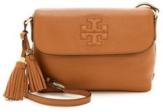 Tory Burch Thea Messenger Bag Neutral Clothes, Paloma Contreras, Tory Burch Crossbody Bag, First Monday, Tory Burch Crossbody, Clean Slate, Tory Burch Handbags, On My Mind, Tory Burch Bag