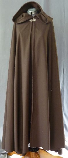 Rangers Apprentice Cosplay, Brown Cloak, Edwardian Steampunk, Brotherband Chronicles, Brown Cape, Ranger's Apprentice, Rangers Apprentice, Cloak And Dagger, Black Clothes