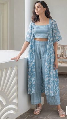 Crop Top Palazzo, Ethnic Jacket, Trending Dress, Trendy Outfits Indian, Modest Casual Outfits, Lehenga Designs Simple, Pranali Rathod, Simple Kurta Designs, Simple Kurti Designs