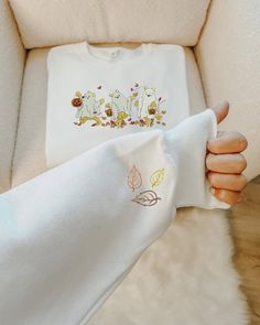 Winnie the Pooh Embroidered Sweatshirt - Embroidered Crewneck - Custom Sweatshirt - Fall Sweater - Halloween Sweater To place your order, simply select the size, style (t-shirt or sweater), and colour of the garment from the drop-down menus. Please remember to reference the size chart included in the listing photos to make sure you are ordering the correct size! Each item is handmade and packaged with love, care, and attention to detail. S T Y L E  &  F I T  >Gildan G180 - Heavy Blend™ 8 oz., 50 Fall Embroidered Sweater, Cute Vacation Outfits, Disney Phone Wallpaper, Halloween Sweater, Disney Sweatshirts, Embroidered Crewneck, Fall Sweater, Disney Movie, Embroidered Sweater