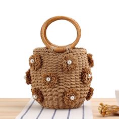 Origin: CN(Origin)Place Of Origin: SHAN DONG ProvinceMain Material: StrawShape: BucketGender: WOMENOccasion: VersatileExterior: NONELining Material: PolyesterModel Number: Beach bagPattern Type: SolidDecoration: Hollow OutDecoration: DiamondsInterior: Cell Phone PocketInterior: No PocketHardness: HARDStyle: FashionClosure Type: STRINGsummer bag 2020: luxury diamonds women bag 2020rattan bag: wicker woven handbags for womenstraw bag for women 2020: summer beach rattan bagWomen's handbag: luxury h Bucket Tote Bag, Flower Handbag, Straw Beach Bag, Bucket Handbags, Woven Handbags, Rattan Bag, Luxury Diamonds, Straw Tote, Simple Bags