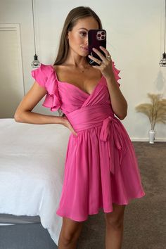 Recruitment Dresses, Pink Flowy Dress, Party Dress Codes, Annabelle Dress, Hoco Inspo, Luxe Boho, Rompers Dressy