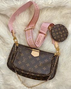 نظارات شمسية, Louis Vuitton Purse, Pretty Bags, Cute Purses