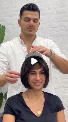 Cute Bob Haircuts - Bob Hairstyles - Bob Haircut - Short Haircut Girl Jaw Bob Haircut, One Length Bob Haircut, Trendy 2024 Haircuts, Short Hair With Bangs For Oval Face, Centre Parting Bob, Micro Bob With Bangs, Bob Haircut Without Bangs, Short Bangs Hairstyle, Haircut Layer