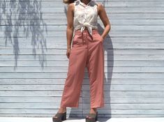 y2k stock chic high waist crop trousers with pockets fabric: 66% lyocell, 34% polyamide condition: excellent size: tag us 6 uk 10,shown on a small  waist: 27"  hips: 38" length: 36,5" *measurements are taken seam  to seam while lying flat *bust, waist and hips are doubled *free international shipping on orders over 150 €. (use code FREESHIPPING at checkout) https://www.instagram.com/annaohsailors https://www.facebook.com/annaohsailors Crop Trousers, Wide Leg Crop Pants, Crop Pants, Cropped Trousers, Small Waist, Pants Trousers, Trousers Women, Cropped Pants, Capri Pants