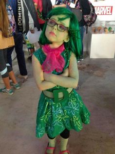 Inside Out Cosplay, Ronnie Del Carmen, Inside Out Disgust, Inside Out Costume, Halloween 2014, Halloween 2015, Family Halloween Costumes, Family Costumes, Disney Costumes