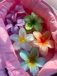 Hair clip, flower, hibiscus, lilly, flowers, flower clip, flower hair clip, flower claw clip, claw clip , pink flower, purple flower, blue flower, green flower, plumeria, plumeria clip, plumeria claw clip, aesthetic -(amazon associate) Flower Claw Clips, Hair Clips Aesthetic, Hawaiian Flower Hair, Claw Clips For Thick Hair, Tropical Hair, Clips For Thick Hair, Thick Hair Styles Medium, Hair Claw Clips