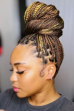 Recent Hairstyles Braids, Women’s Box Braids, Knotless Box Braid Bun, Medium Knotless Braids In A Bun, Braids With Updo Hairstyles, Black Women Braided Updo Hairstyles, Updo Knotless Braids For Black Hair, Med Lemonade Braids, Braided Up Hairstyles For Black Women