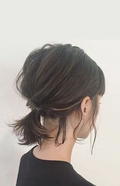 Short Hair Ponytail, Side Bangs Hairstyles, Messy Short Hair, Hair Arrange, Peinados Fáciles Para Cabello Corto, Penteado Cabelo Curto, Short Hair Updo, Hair Today, Great Hair