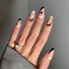 Black and White Heart French – Queencloth Black And White Nail, Black And White Nail Designs, Fake Nails Designs, White Nail Designs, White Nail, Acrylic Nail Art, Minimalist Nails