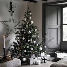 a decorated christmas tree in a living room