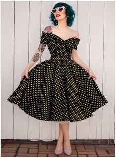 Rock N Roll Dress, Vestidos Pin Up, Victory Rolls, Robes Vintage, Tea Party Dress, Pin Up Outfits, Circle Dress