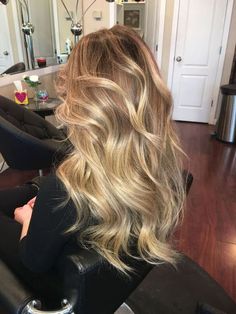 Honey Blonde Balayage Hair Honey Blonde Hair Color, Bronde Hair, Perfect Blonde, Dirty Blonde Hair, Honey Blonde Hair, Blonde Hair Looks