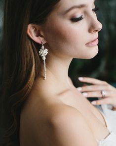 Page Dangle Earrings Wedding Day Earrings, Pearl Earrings Hoop, Luxurious Earrings, Floral Studs, Luxury Earrings, Crystal Dangle Earrings, Floral Headpiece, Popular Jewelry, Sparkle Earrings