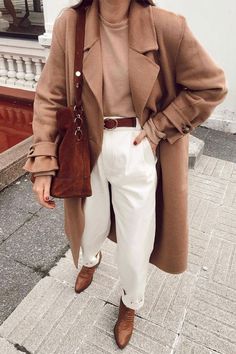 Camel Coat Outfit, Winter Mode Outfits, Fall Fashion Coats, Camel Coat, Brown Coat, Coat Outfits