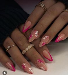 Shape Nails, Summery Nails, Almond Shape Nails, Classy Acrylic Nails, Almond Acrylic Nails, Almond Shape, Trendy Designs, Funky Nails