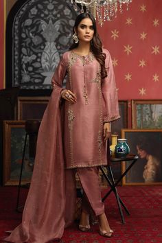 Sirah (Three Piece)-Restocked – Zaaviay Global Pakistani Fashion Party Wear, Eid Dresses, Dresses Mermaid, Party Kleidung, Embroidery Suits Design, Pakistani Dress Design, Embroidery Suits, Pakistani Outfits, Party Wear Dresses