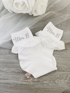 Bridal frilly socks with "I do" printed in silver. Other colours available on request. Wording can be changed to name /date.  Perfect combined with our custom made converse, Nikes or Vans x Wedding Socks Bride, Bling Socks, Converse Nike, Frilly Socks, Wedding Socks, Womens Wedding Shoes, Personalised Wedding, Oui Oui, Bridal Wedding