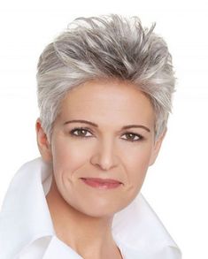 28 Easy Short Pixie & Bob Haircuts for Older Women Over 50 to 60 - Page 6 of 10 Easy Care Hairstyles, Pixie Bob Haircut, Short Hair Over 60, Hairstyles Over 50, Short Bob Hairstyles, Older Women Hairstyles