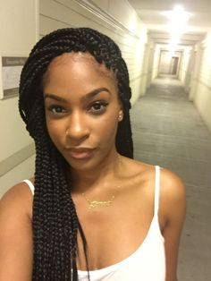 Box Braids Pictures, Dreadlocks Girl, Pelo Afro, Box Braid, Beautiful Braids