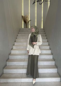 Estilo Hijab, Fashion Top Outfits, Mode Abaya, Modest Dresses Casual, Hijabi Outfits Casual, Modesty Fashion