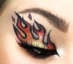 Flame Eye Makeup, Fire Makeup, Fantasy Make-up, Make Up Designs, Dramatic Eye Makeup, Glasses Makeup, Cat Eye Makeup, Makijaż Smokey Eye, Makeup Eye Looks