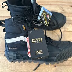 New With Tags No Box - Vans Mte 3 Gortex And Thinsulate Boots Perfect For Cold Temperatures Or Snow Mens Size 5 Women S 6.5 Vans Boots, Vans Shoes Fashion, Boots 2024, Box Van, Vans Black And White, Shoes Vans, Men's Vans, Vans Black, Vans Off The Wall