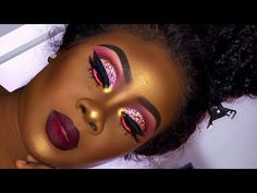 Boujee Makeup, Pink Eyeshadow Looks, Glitter Cut Crease Makeup, Events Makeup, Pink Glitter Makeup, Rosa Make-up, Glitter Makeup Tutorial, Dark Skin Makeup Tutorial, Makeup Jars