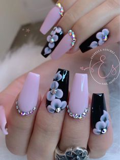 Bridal Nail Art, Queen Style, Studded Nails, Her Nails, Black Nail, Uñas Acrilicas