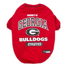 a red dog shirt with the word georgia bulldogs on it's chest and an image of