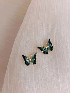 Butterfly Style Stud Earrings Butterfly Stud Earrings, Stud Style, Ear Earrings, Butterfly Earrings Stud, Cute Butterfly, Stud Earrings For Women, Flower Earrings Studs, Butterfly Earrings, Flower Studs