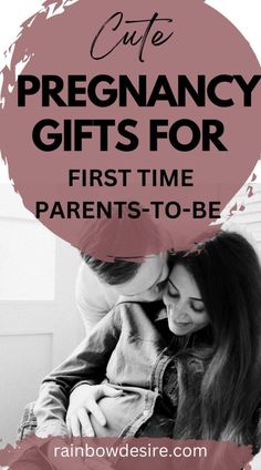 First time mom and dad to be celebrating the baby bump Gifts For Mothers To Be, Baby Ideas Expecting, New Mom Gifts Ideas, Parent To Be Gifts, Gifts For Expecting Parents Diy, Pregnancy Announcement Gifts To Parents, 1st Time Mom Gifts, Soon To Be Mom Gifts