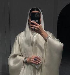 Organza Abaya, Abaya Designs Latest, Abaya Fashion Dubai, Hijabi Fits, Mode Zara, Hijabi Fashion Casual, Modest Fits