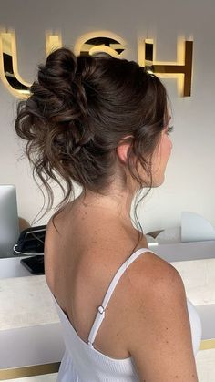 Trendy Long Hairstyles, Bridal Hairstylist, Ball Hairstyles, Latest Hair, Hair Elastic, Ribbon Hairstyle