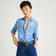 Wren slim western chambray shirt in Callie wash Womens Chambray Shirt, Stylish Outfits For Women Over 50, Chambray Fabric, Denim Maxi, Over 50 Womens Fashion, Fashion 2024, Women Over 50, Wardrobe Basics, Chambray Shirt