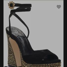 Unworn. True To Size. Box Included. Price Firm Luxury Evening Wedge Heels, Designer Wedge Heels For Party, Vegas Party, Vince Camuto Shoes, Platform Heels, Vince Camuto, Black And Gold, Gold Black, Size 10