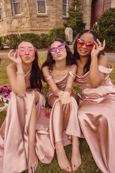 Shop our newest bridesmaids collection, with dresses starting at $99.95. 3 Bridesmaids Pictures, Bridesmaid Aesthetic, Bridesmaids Pictures, 3 Bridesmaids, Redhead Bride, Bridesmaid Dresses Gowns, Prom Photoshoot, Prom Poses