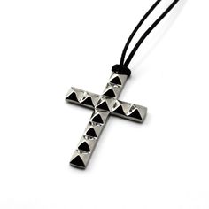 Steel Cross, Emo Outfits, Saved Items, Cool Necklaces, Wallet Phone Case, Cute Jewelry, Things To Buy, Ring Necklace, Accessories Earrings