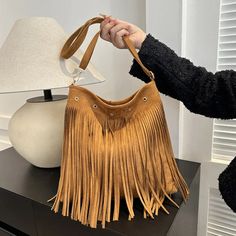 Boho Chic Fringe Shoulder Bag Handbags For Ladies, Fringe Tote Bag, Knee High Boots Flat, Shoulder Bag Designer, Vintage Fringe, Fringe Crossbody Bag, Solid Leggings, Crossbody Bags For Women, Casual Tote