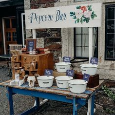 there are many buckets that are on the table