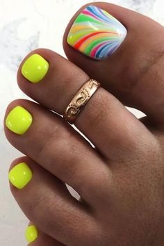 Acrylic Nails Natural, Diy Pedicure, Cute Toe Nails, Pedicure Designs, Green Nail