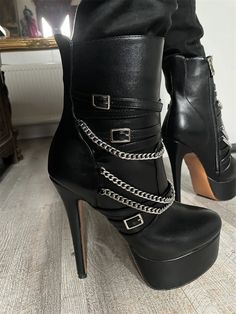 Modern Boots, Nike Boots, Ankle Boots Black, Boot Types, Platform Ankle Boots, Black Matte, Black Ankle Boots, Boots Black, Big Size