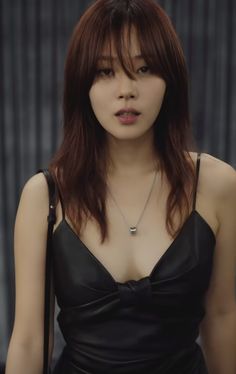 #bibi Blonde Hair Kpop, Bibi Kpop, Yoon Mi Rae, Korean Celebrities, Girl Gang, Korean Singer, Girl Power, Brown Hair, Red Hair