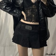 Black Y2k Style Pleated Mini Skirt, Black Y2k Pleated Mini Skirt, Y2k Style Black Pleated Mini Skirt, Black Pleated Skirt In Rock Style, Y2k Black Pleated Mini Skirt, Black Y2k Style Pleated Skort, Black Y2k Pleated Skort, Black Pleated Skort Y2k Style, Black Pleated Y2k Skort