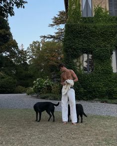 Villa in Italy, summer with two black dogs Maquillage On Fleek, Magnolia Park, Super Rich Kids, Elite Series, Old Money Style, Future Lifestyle, The Perfect Guy, Rich Kids, Dream Lifestyle