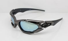 Police Sunglasses, Oakley Glasses, Y2k Sunglasses, Retro Gadgets, Cool Glasses, نظارات شمسية, Stylish Glasses, Mens Workout Clothes, Funky Jewelry