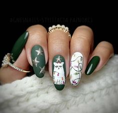 Christmas Nail Ideas, Cat Nail Art, Witch Nails, Nails Winter, Christmas Nail Art Designs, Creative Nail Designs, Nail Style, Designs Nail