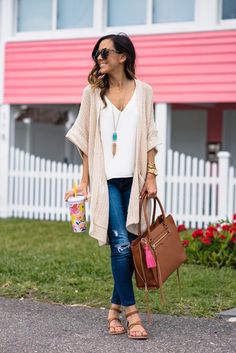 **** Get your first box of Stitch Fix today! Love this casual Spring outfit. Knit midi cardigan, white tee, distressed jean and sandals. So comfy and laid back! Stitch Fix Spring, Stitch Fix Summer, Stitch Fix Fall 2016 2017. Stitch Fix Spring Summer Fall Fashion. #StitchFix #Affiliate #StitchFixInfluencer Cardigan Outfit Summer, Cute Cardigan Outfits, Rock Outfit, Spring Fashion Casual, Summer Work Outfits, Simple Outfit, Spring Fashion Outfits, School Looks